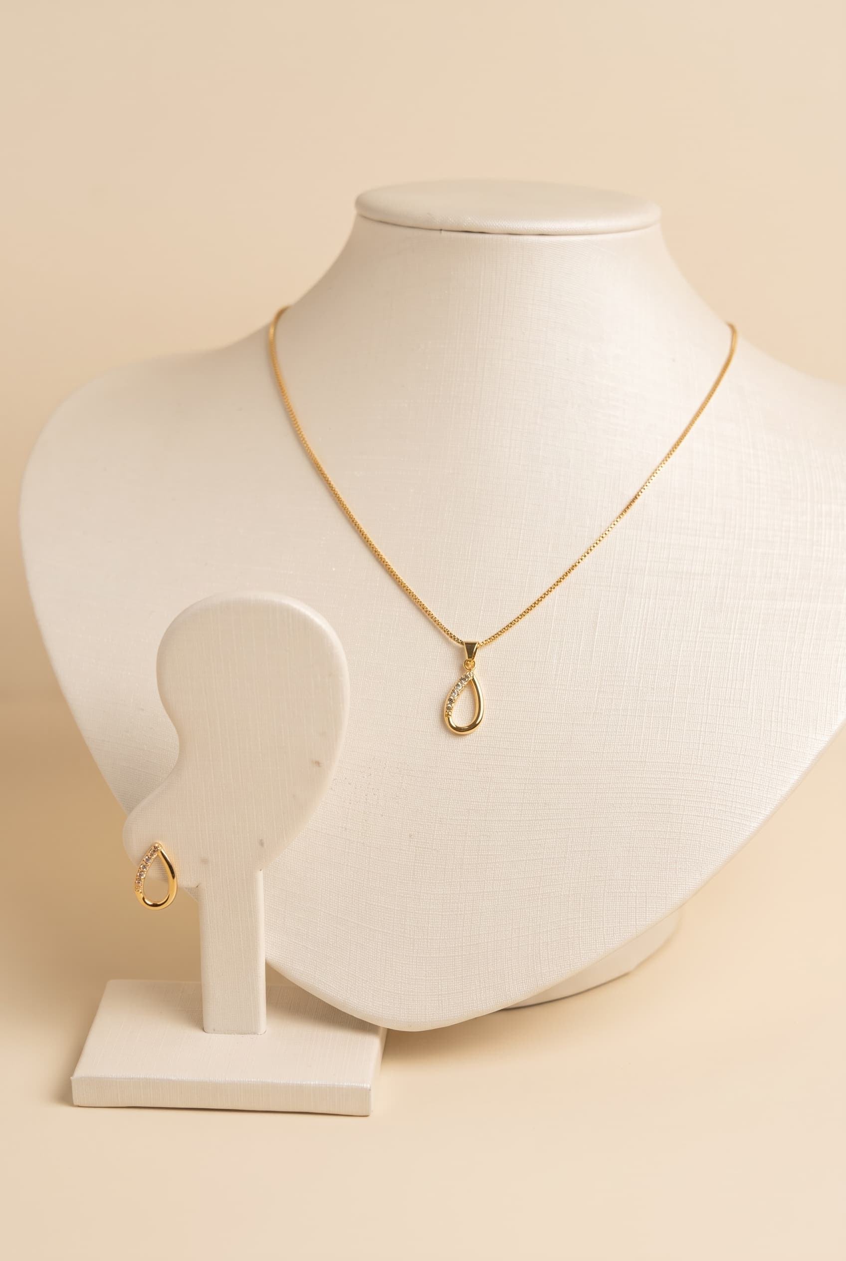 Conjunto Gota